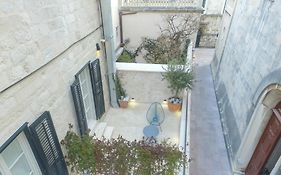 Boutique House Forty-Four